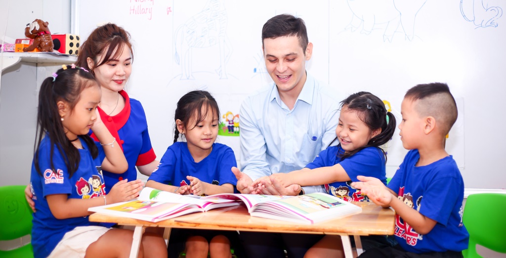 Khóa học tiếng Anh cho trẻ em từ 3 tuổi: Ba mẹ cần biết điều gì?