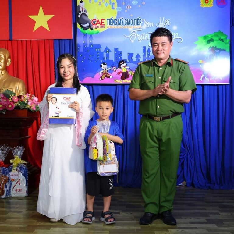 dem hoi trang ram 03