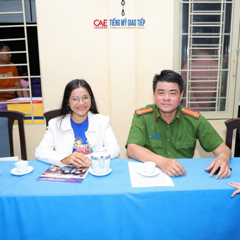 dem hoi trang ram 13