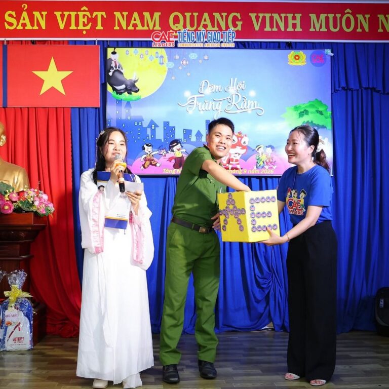 dem hoi trang ram 18
